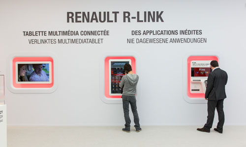 stand-renault-r-link