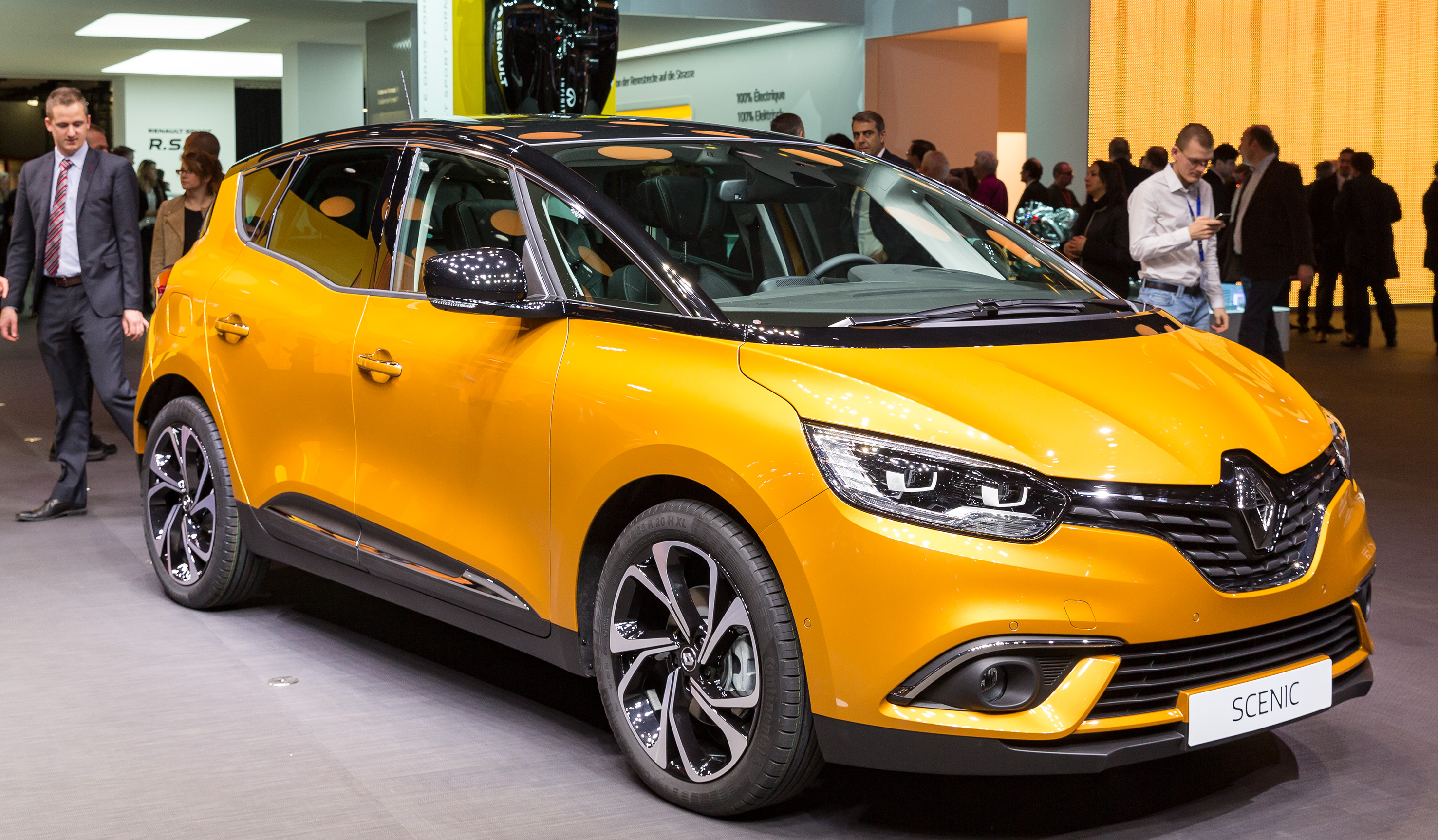 2016 : Exclusive world for New at the Geneva Motor Show - Renault Group