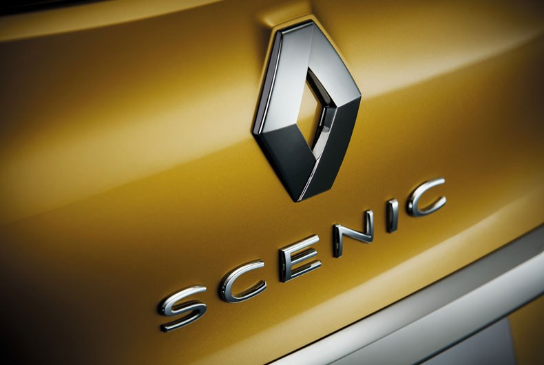 5 bonnes raisons d'acheter le monospace Renault Scénic avant sa disparition  fin 2022 !
