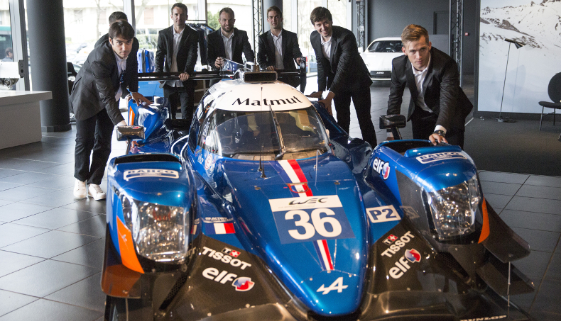 The Alpine A470 and its two crews unveiled for the 2023 FIA World