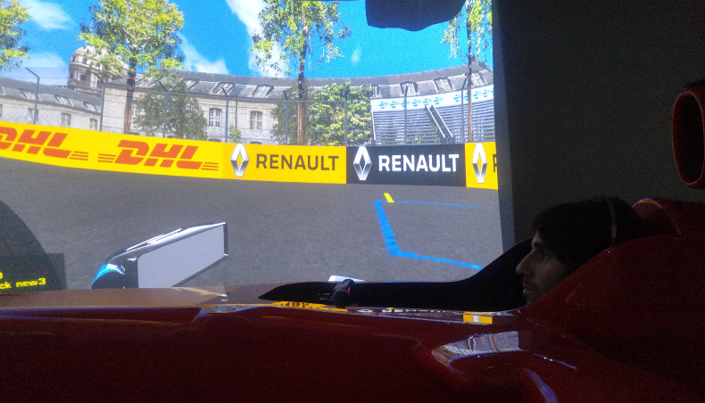 Nicolas Prost Formula E 2017 Renault e.dams Simulator