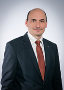 Portrait of Benoit Abadie, chief engineer for the Global Access range within Alliance