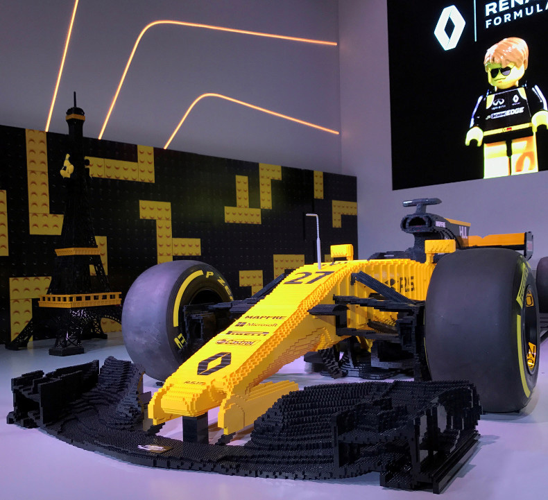 Auction of F1 R.S.17 LEGO®, Renault e.dams ZE17 - Renault
