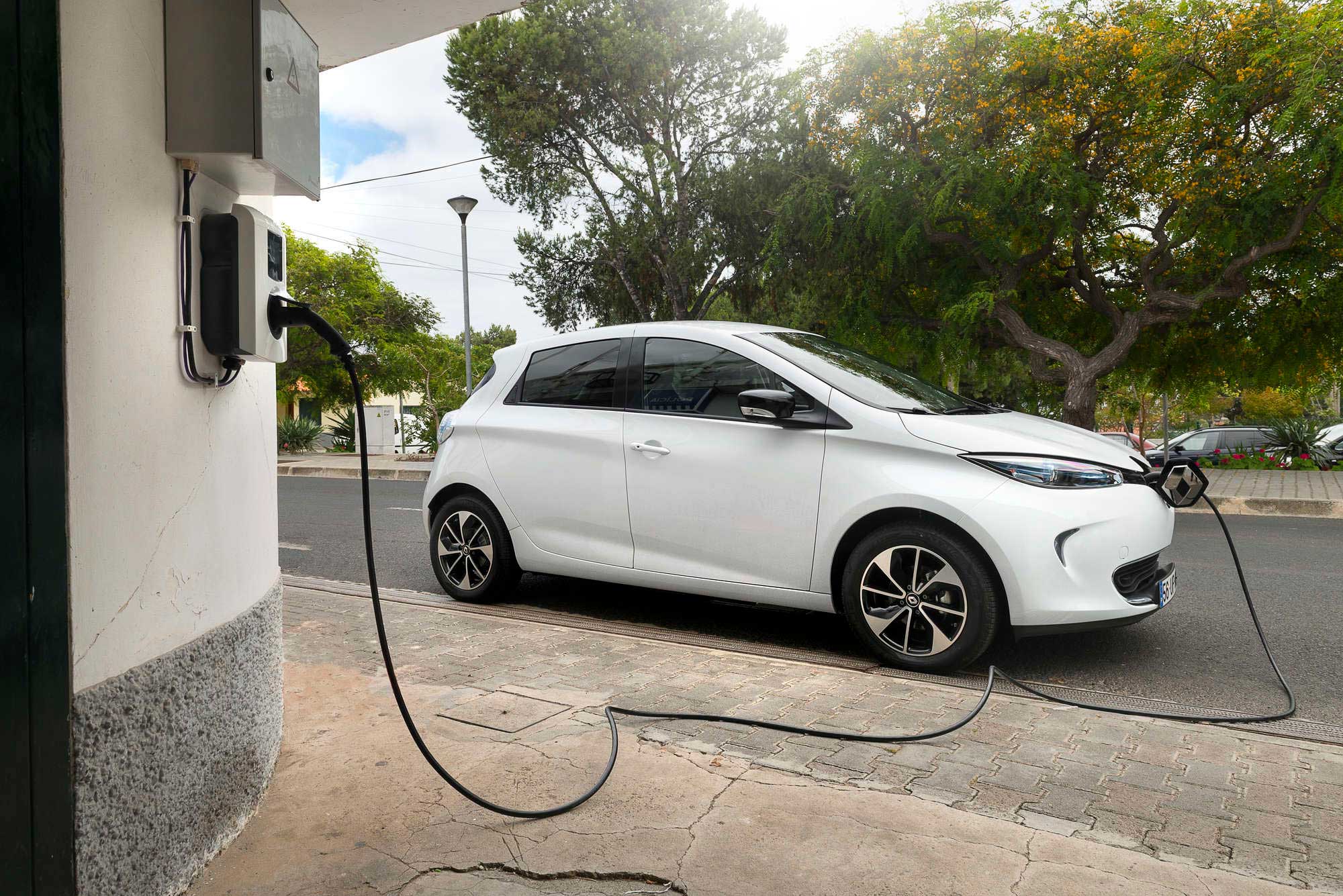 L'installation d'une Wallbox - Easy Electric Life - Renault Group