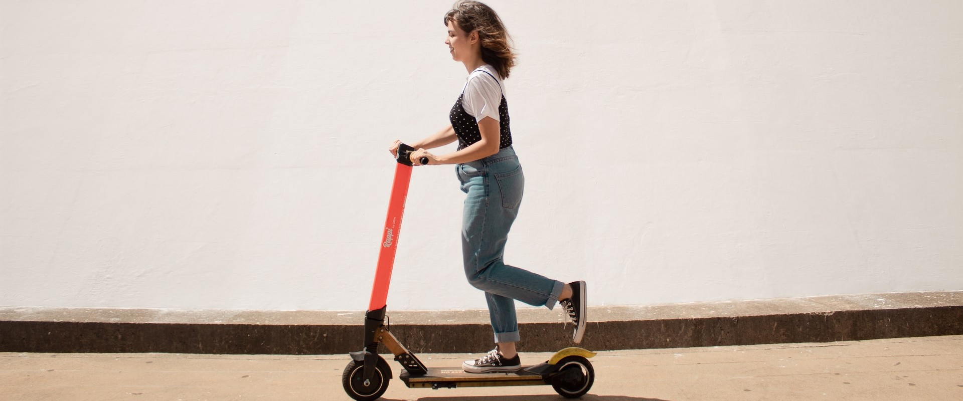 Electric scooter : the perfect ride for last kilometre - Easy Electric Life  - Renault Group