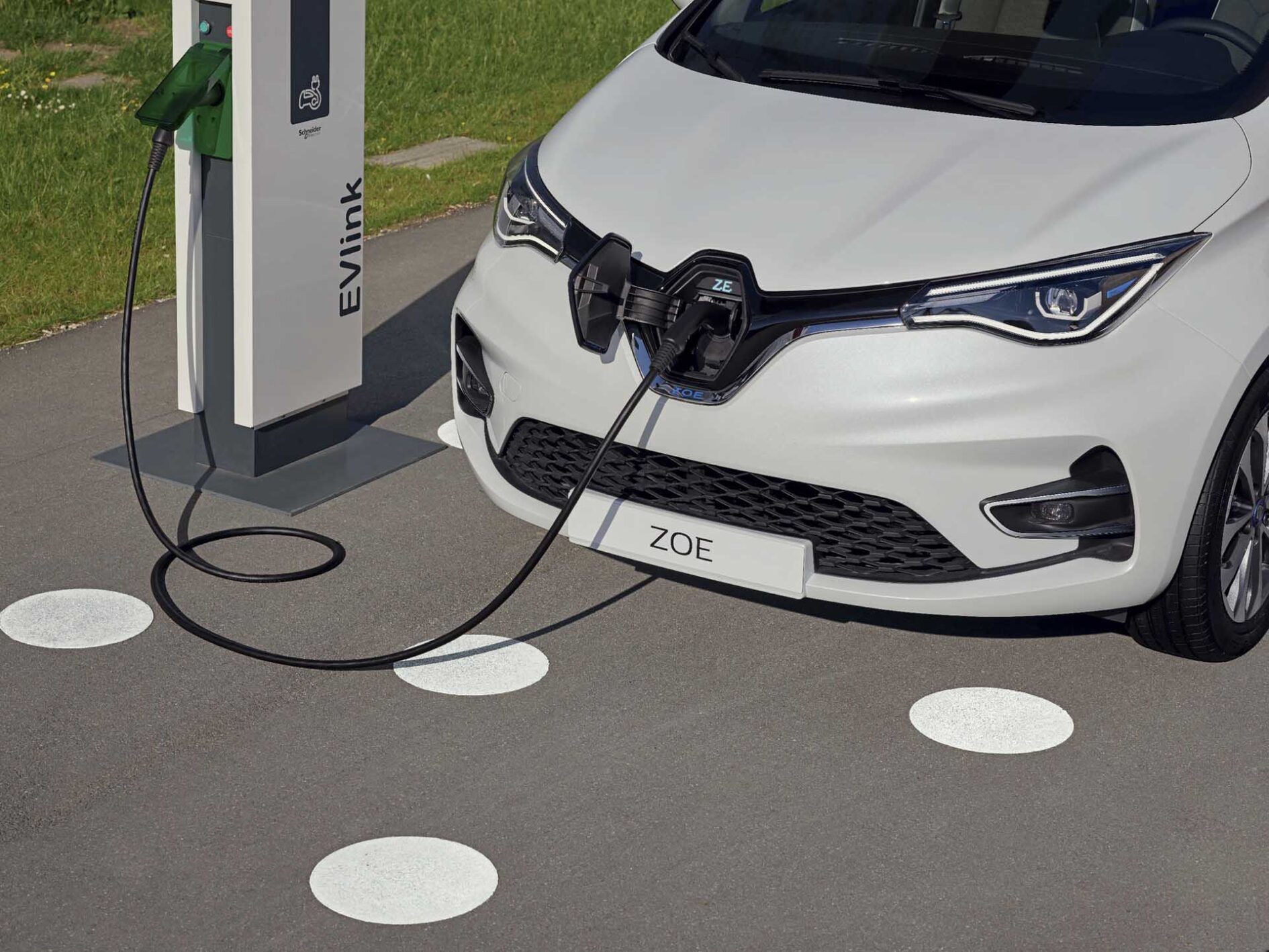 Combien coûte une borne de recharge pour voiture électrique ?
