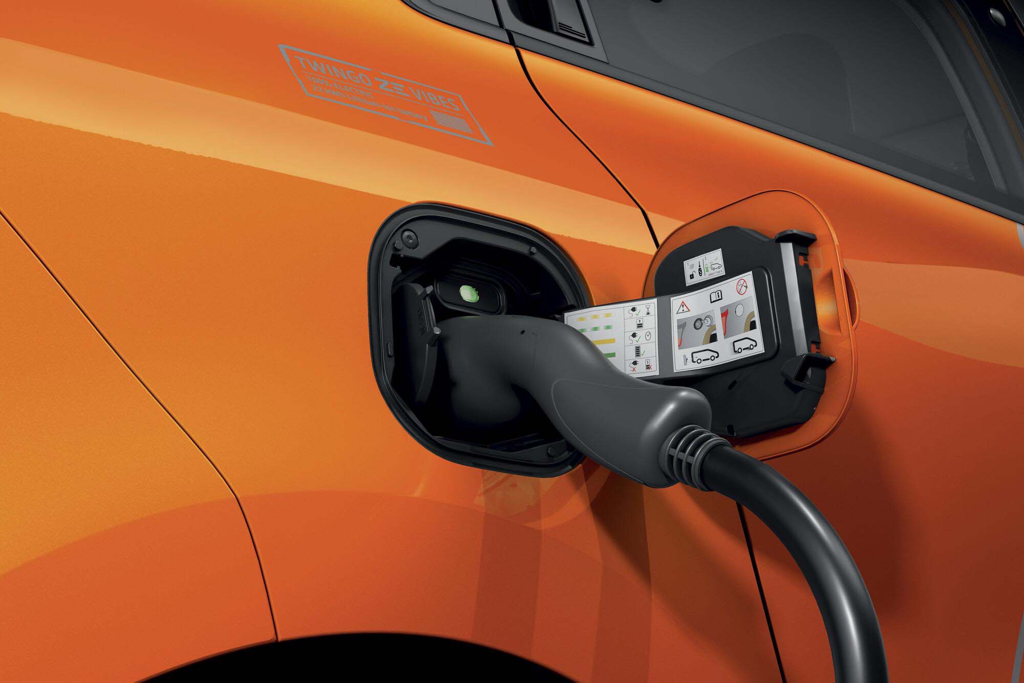 Les différents types de prises de voitures électriques - Renault Group