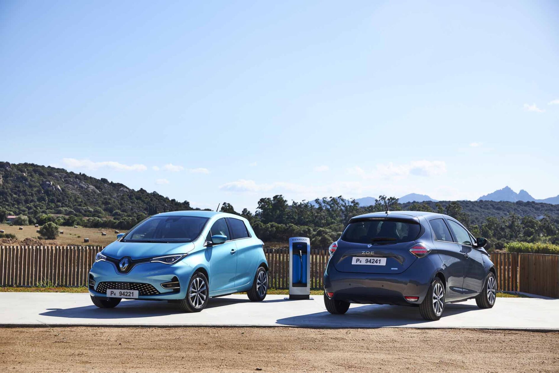 Les différents types de prises de voitures électriques - Renault Group