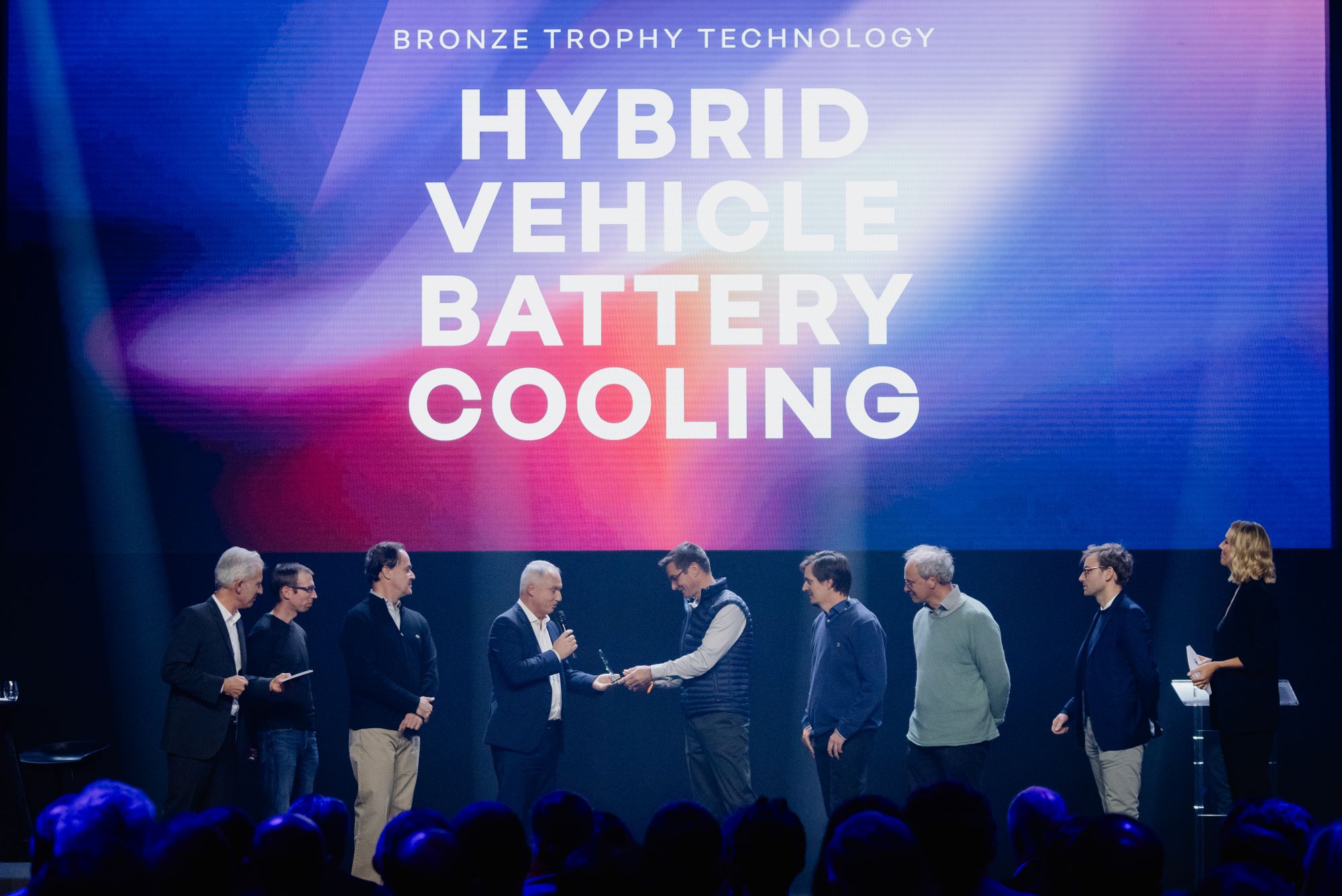L’équipe « Refroidissement de la batterie des véhicules hybrides » lauréate du trophée « Technologie Bronze »